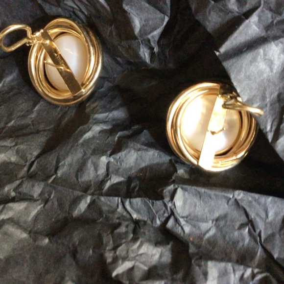 14K Mabe Pearl Earrings - Picture 6 of 7